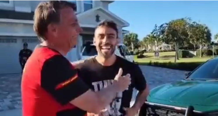 Jair Bolsonaro se encuentra con Jorge Valdivia por Orlando.