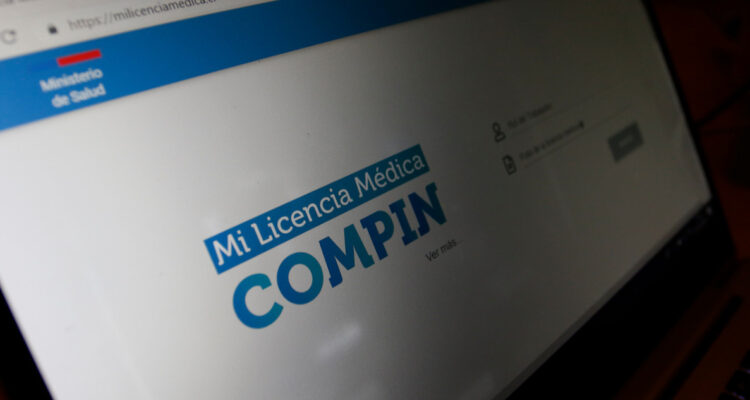 Sala del Senado revisará proyecto que quita el título a doctores que emitan licencias médicas falsas