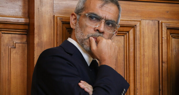 El Pleno de la Corte Suprema recibe el saludo del nuevo ministro de Justicia y Derechos Humanos, Luis Cordero.