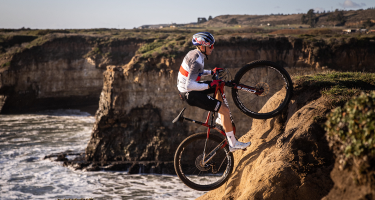 Martín Vidaurre en su desafío de recorrer Chile.