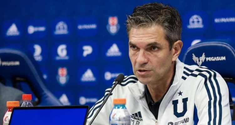 Mauricio Pellegrino habló sobre el poco presupuesto que le queda a Universidad de Chile.