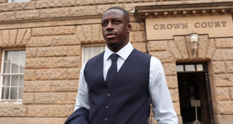 Benjamín Mendy es declarado ‘no culpable’ de delitos sexuales.