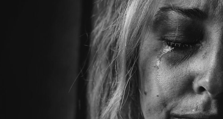 “No estás solo”: Minsal lanza línea confidencial *4141 para auxiliar a personas con ideación suicida