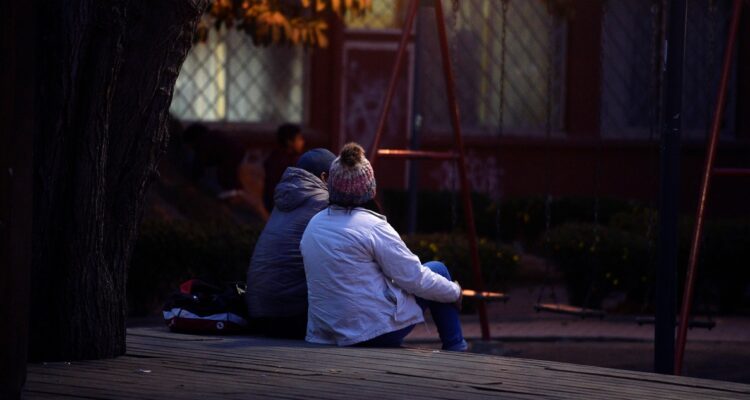 Ordenanza que restringe circulación de menores en Zapallar