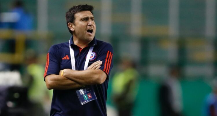 Ormazábal descarta renunciar tras dura elminación de La Roja Sub 20