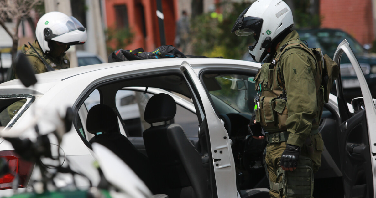 Hombre baleado por carabineros muere en Hospital