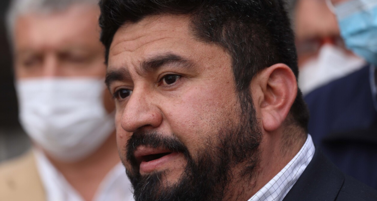 Piden arresto del alcalde de Talcahuano por deuda de indemnización a mujer accidentada