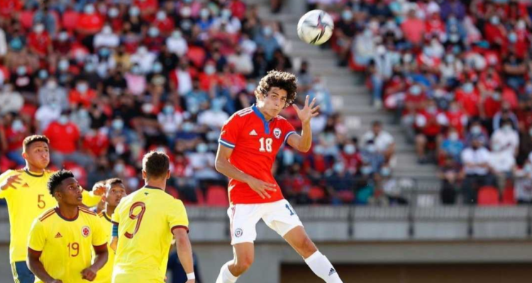 Sebastíen Pineau da los motivos para escoger Perú en desmedro de La Roja.