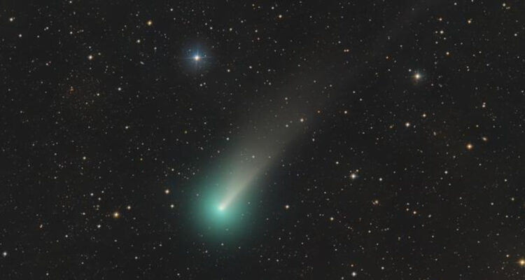 Un cometa verde de 50.000 años pasará por la Tierra