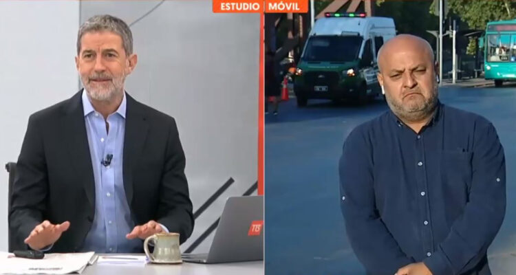 Polo Ramírez y el periodista Miguel Acuña durante su despacho en el noticiario de Canal 13.