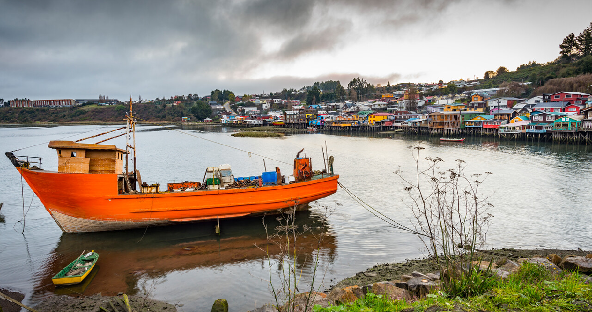 Por escasez de agua 450 familias viven con cortes programados de suministro en Chiloé