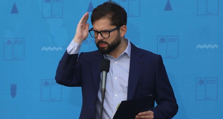 Celac: Presidente Boric condena crisis política en Perú y sostiene que “nos debiera escandalizar”