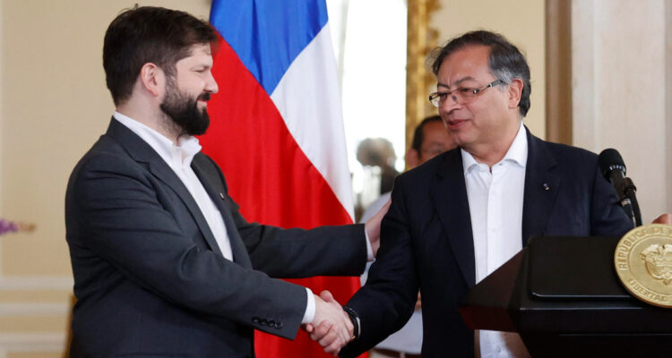 Gustavo Petro y Gabriel Boric