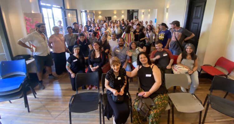 participantes primer dialogo presencial en palacio alamo