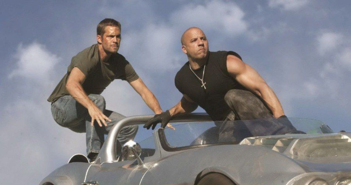 Vin Diesel y Paul Walker en sus personajes de Rápido y Furioso, Dominic Toretto y Brian O’Conner