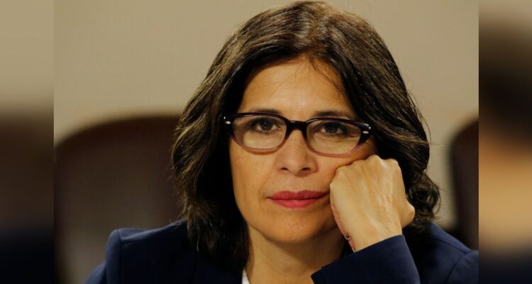 Oposición asegura que renuncia de Marcela Ríos era evidente y necesaria: AC sigue en pie