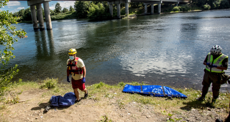 Hombre muere ahogado en Río Itata