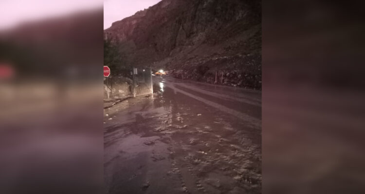 Rodados provocan cortes de ruta en San José de Maipo: Se mantiene alerta por tormentas eléctricas