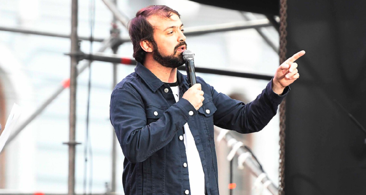 Sharp anuncia “apoyos económicos directos” a gremios afectados por suspensión de fuegos artificiales