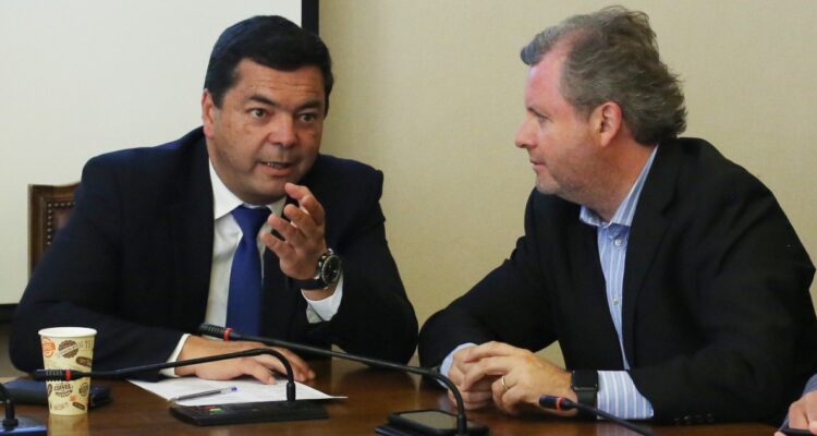 Diputados UDI alertan posible llegada a Chile del Primer Comando Capital de Brasil