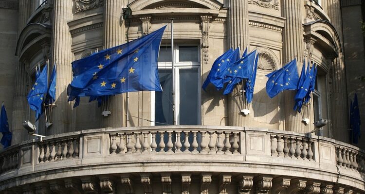 La economía de la zona euro se alejaría de la recesión