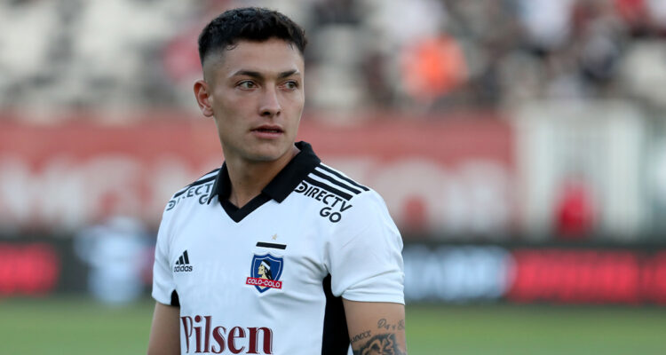 ¿Qué pasa con Cristian Zavala? El vaivén y la incertidumbre que rodea al todavía jugador de Colo Colo