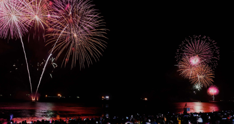 querella estafa fuegos artificiales