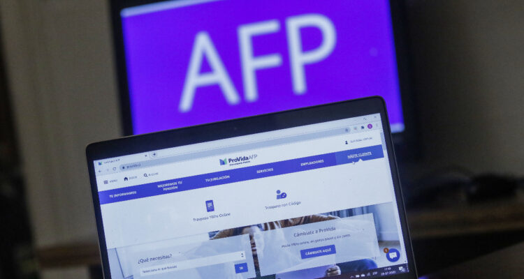 AFP reportan que en 2022 entregaron monto récord en herencias a familias de afiliados fallecidos