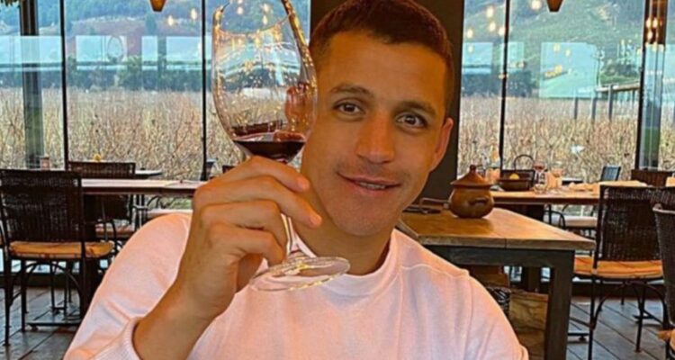 Alexis Sánchez fue demandado en Chile
