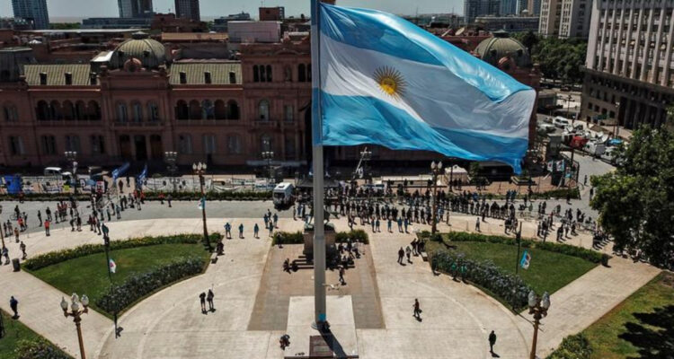 “Un peligro grave e inminente”: Argentina da refugio a ciudadano ruso con “alerta naranja”