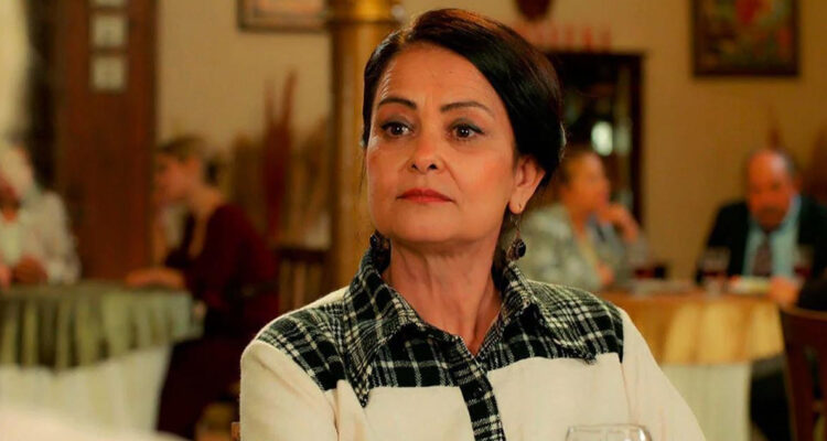 La actriz Emel Aticim en la teleserie Züleyha