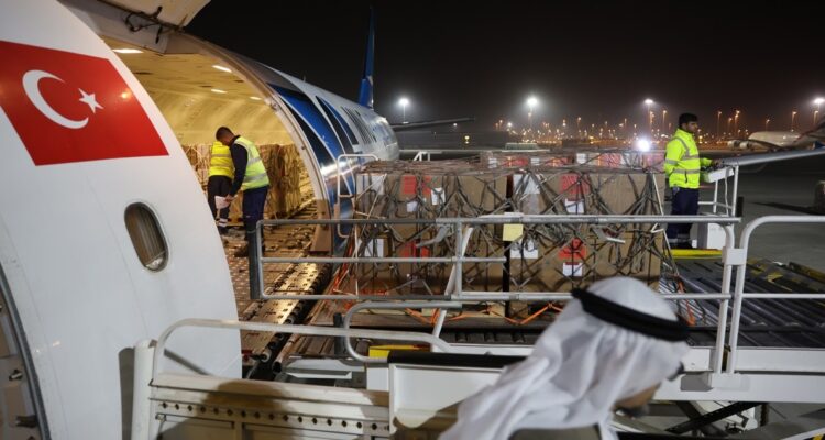 Ayuda internacional para Turquía tras el sismo.