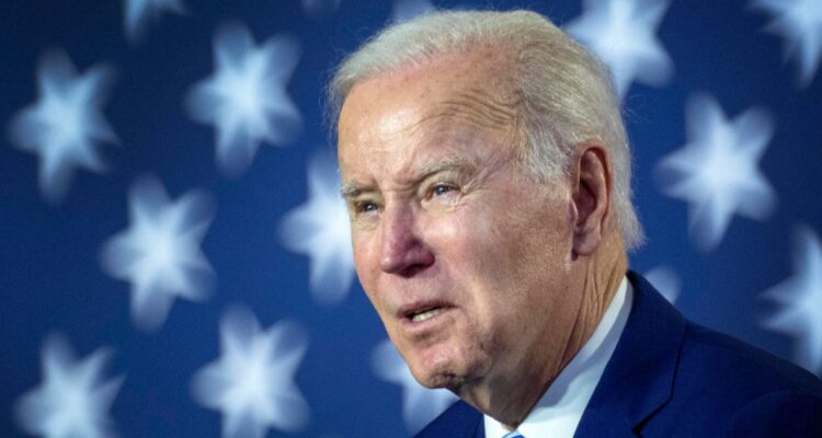 Biden ordena derribar “objeto de gran altitud” que sobrevolaba EEUU: es más pequeño que “globo espía”