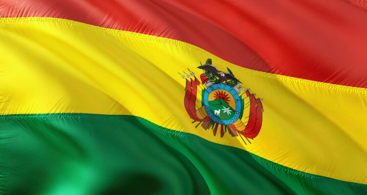 Bolivia anuncia que trabajará agresivamente su minería por importancia de litio y cobre para baterías