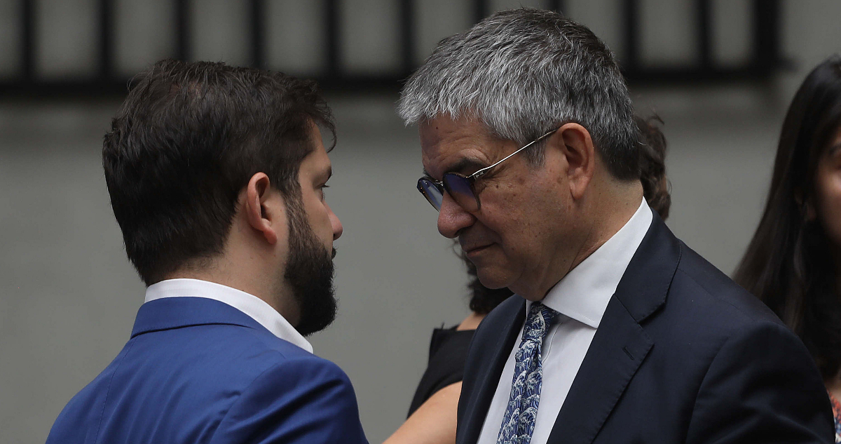 Gobierno pide a empresarios participar activamente en reconstrucción de zonas afectadas por incendios