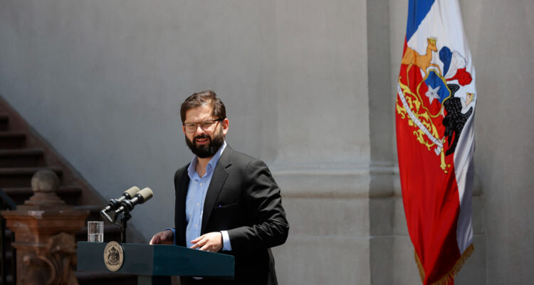 Presidente Boric envía su solidaridad al pueblo ucraniano a un año de la “guerra de agresión”