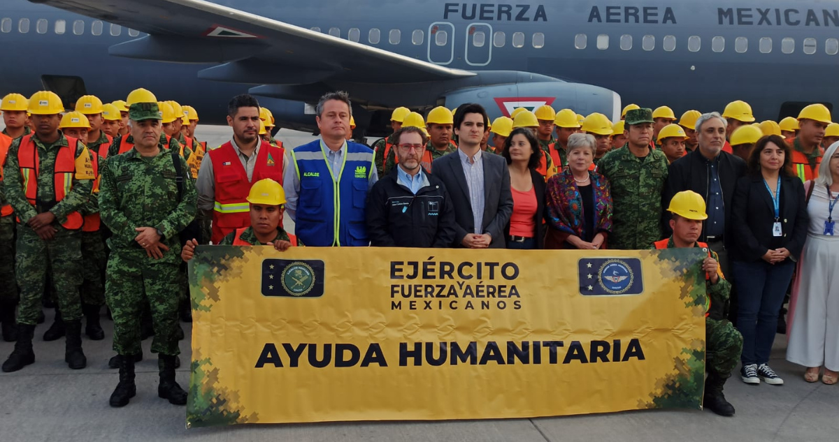 150 brigadistas mexicanos llegan al Bío Bío para sumarse al combate de incendios forestales