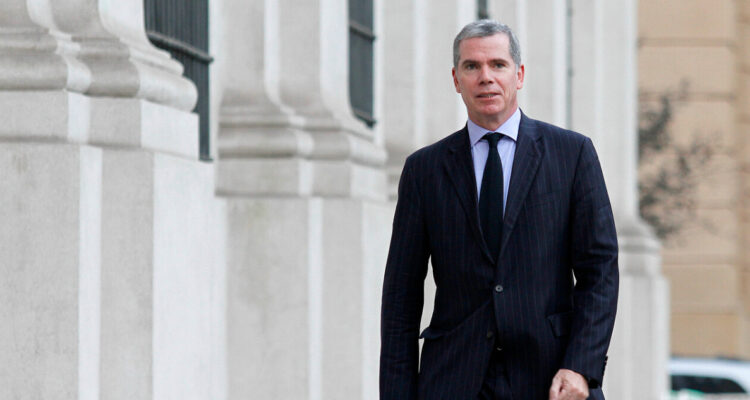 Fiscalía investiga denuncia de empresario por agresión contra exministro Bulnes en Zapallar