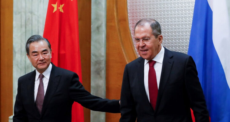 EEUU advierte a China que habrá “consecuencias” si estrecha sus lazos con Rusia