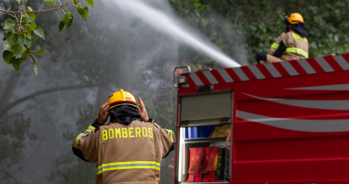 Comunidad mapuche amenaza de muerte a bomberos de Vicuña en Ercilla para quitarles agua para incendios