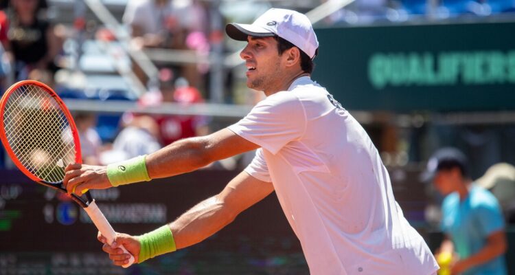 Cristian Garin debutó con victoria en el ATP de Córdoba.