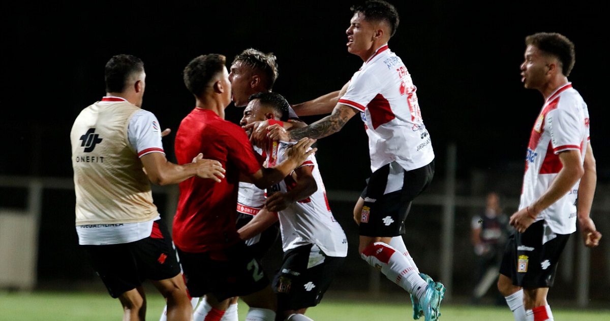 Curicó Unido venció al Audax Italiano