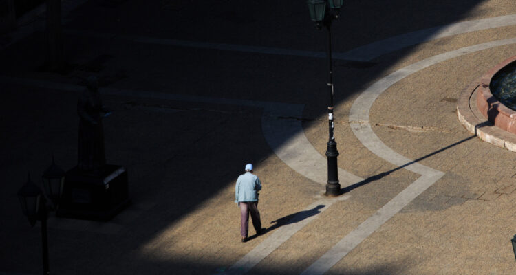 Desempleo en Chile registra su tercer incremento anual y llega a 8% en el último reporte