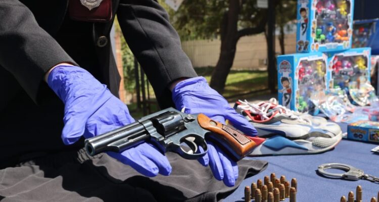 Detienen al acusado de disparar contra una mujer en marcha donde fue baleada Francisca Sandoval