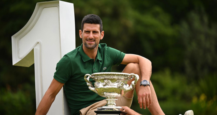 Djokovic alcanza en la cima a Steffi Graf.