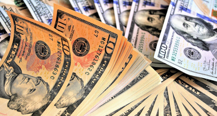 El dólar apuntaría a una jornada de mesuradas correcciones a la baja