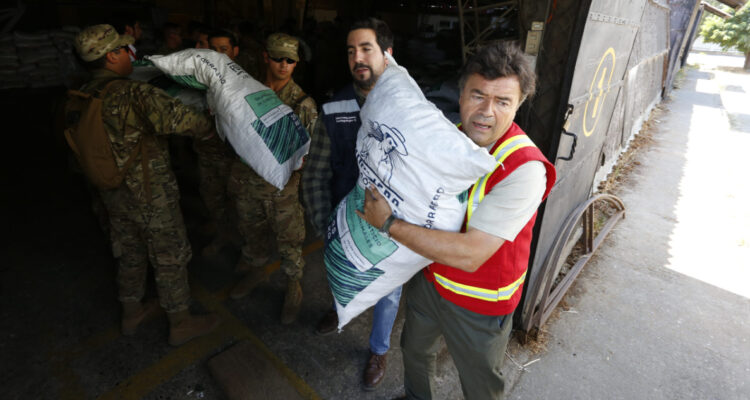 Gobierno anuncia que duplicó monto para los bonos al sector agrícola afectado por los incendios