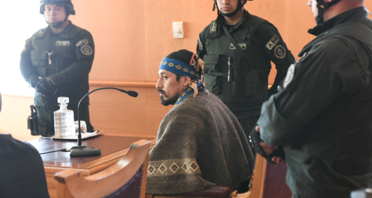 Acogen solicitud de extradición de Jones Huala