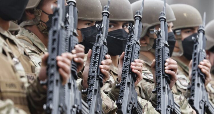 7 pasos previos a disparar que deben seguir FFAA en la frontera