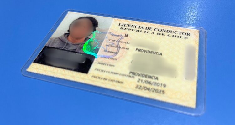 Largas filas en municipios capitalinos tras masiva renovación de licencias de conducir